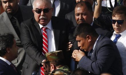 Di êrîşa dijî general Dostûm de herî kêm 23 kes mirin