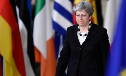 YE li ser mijara Brexîtê xwe ji ‘ya xirab’ re amade dike
