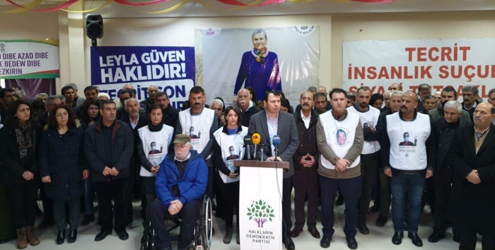 Wekîla HDP’ê Dag û 5 HDP’yî ketin greva birçîbûnê