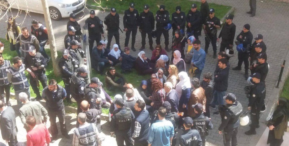 Polîs nahêlin ku HDP’yî li ser tecrîdê daxuyaniyê bidin
