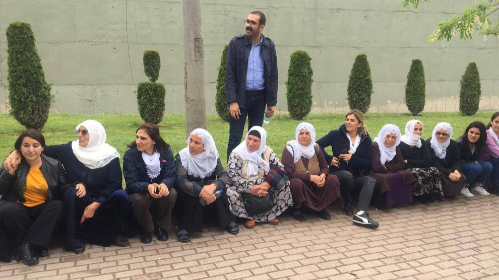 Li Gebze û Edene malbat li ber xwe didin
