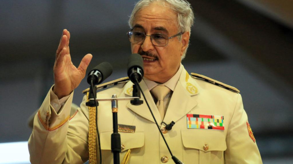 General Heftar ferman da ku li keştiyên Tirk bixin