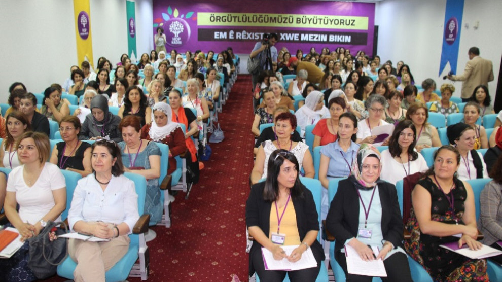 Jinên HDP’yî dest bi pêngava siyaseta demokratîk dikin