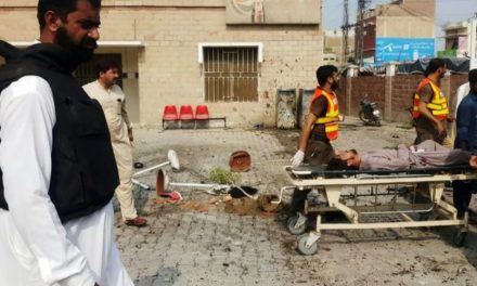 Li Pakistanê ji ber êrîşa xwekujî 6 kes mirin 13 kes birîndar bûn