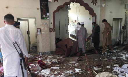 Li dijî mizgeftê êrîşa bombeyî: 2 kes mirin, 25 kes jî birîndar bûn