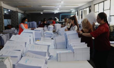 Milyonek û 900 hezar pirtûkên meteryala xwendinê hatin çapkirin