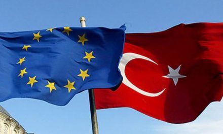 YE dagirkeriya Tirk şermezar kir, ji bo Qibrisê jî amadekariyê guşaran dike