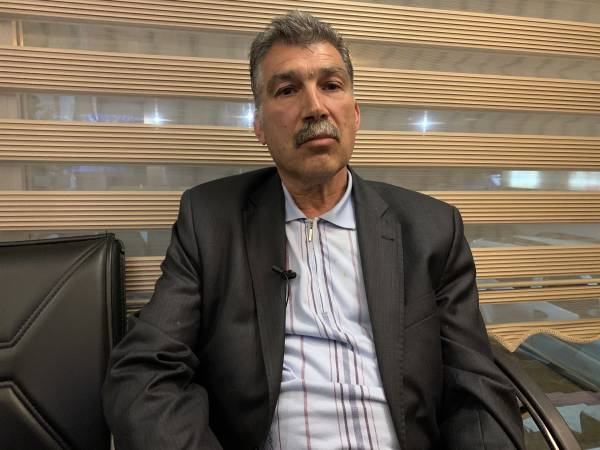 ‘Em dixwazin vegerin li ser axa xwe’