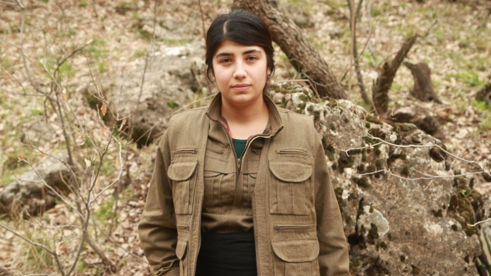‘Xwedî li kevneşopiya ‘Me serî netewand, bi me serbilind bin’ derketim’