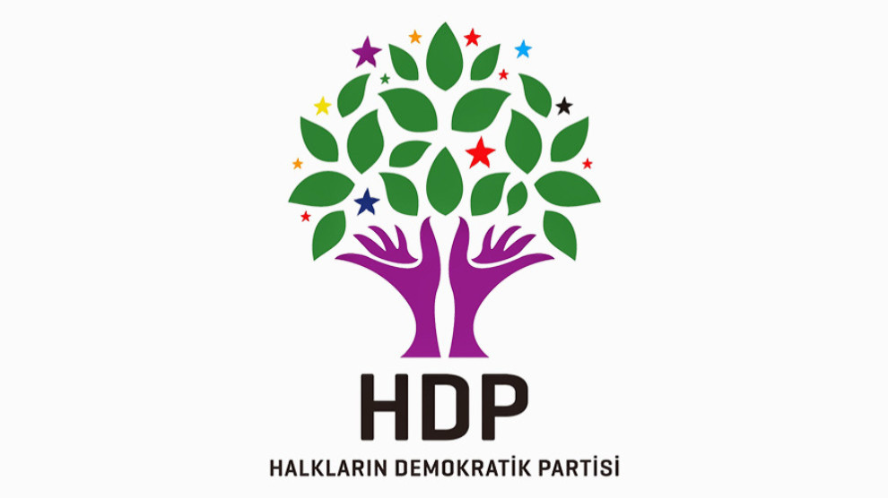 HDP’ê qurbaniyên Helebçe û Beyazitê bi bîr anî