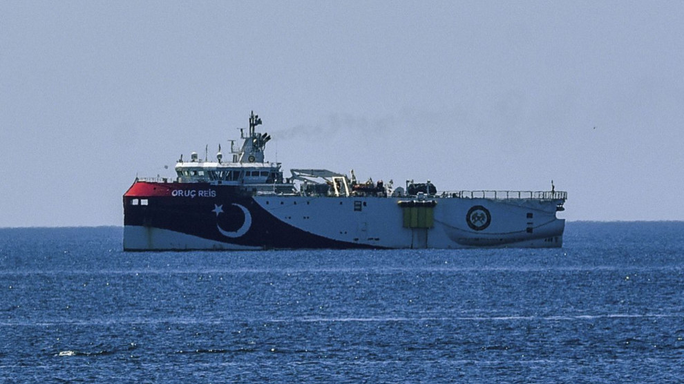 Macron li dijî binpêkirinên li Derya Spî daxwaza pêkanînan kir