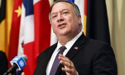 Pompeo: Em ê nehêlin ku Îran çekan ji Rûsya û Çînê bikire