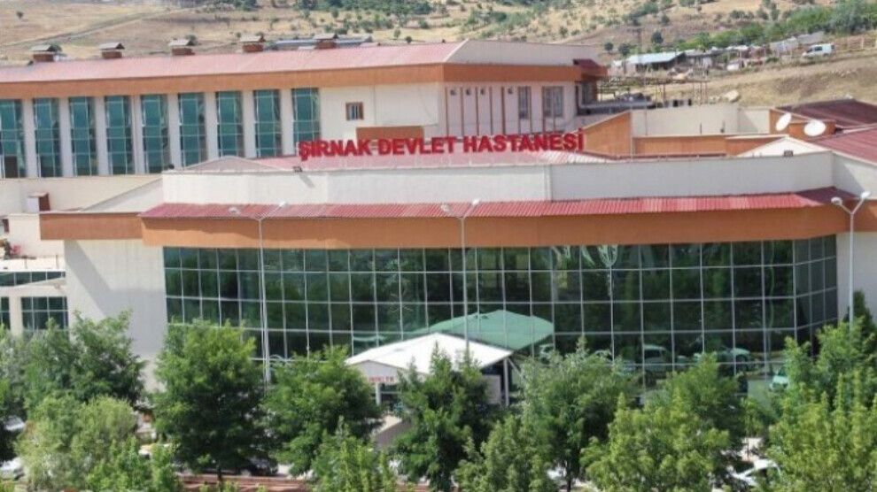 Cenazeyên gerîlayên HPG’ê li morga nexweşxaneyê ye