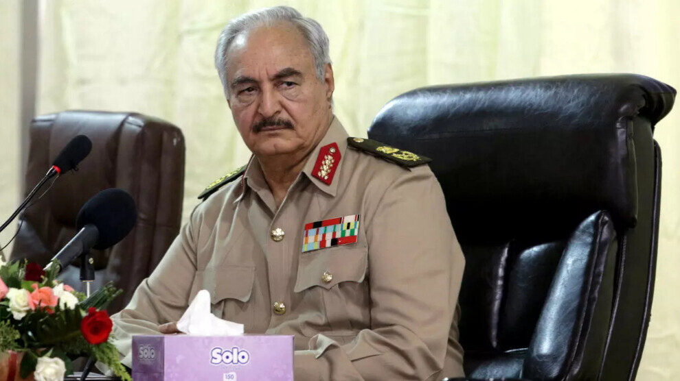 ‘Tirkiye bi dizî bi yekî nêzî Hefter re dide û distîne’