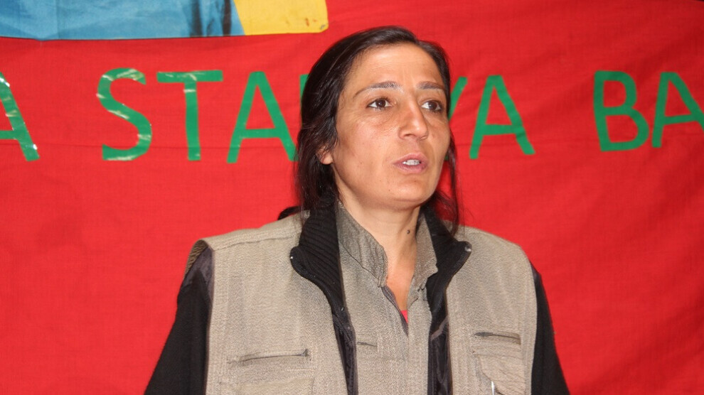 Temeneke di ber çiyayan de: Zîn Avesta