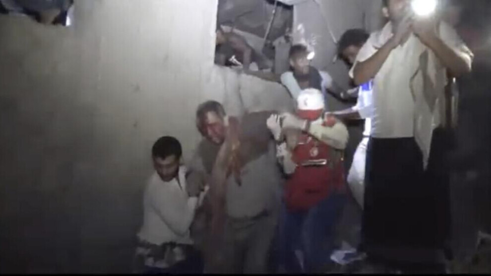 Di êrişên hewayî yên li Yemenê de herî kêm 70 kes mirin