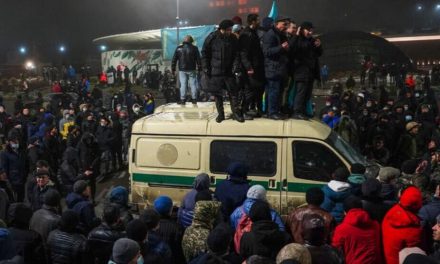 Zext û zordarî li Kazakistanê giran dibe: 6 hezar kes hatin girtin, 160 kes hatin kuştin