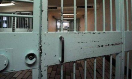 Rêxistina Efûya Navnetewî: Girtîgehên Îranê ji bo girtiyên nexweş veguherîne korîdorên mirinê