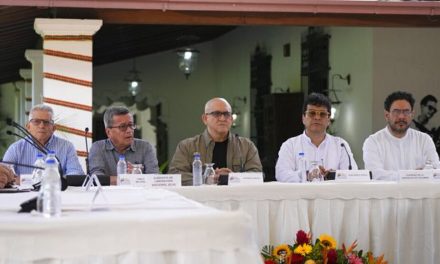 Kolombiya, bi serhildêrên çekdar ELN’ê re ji bo aştiyê careke din rûdine