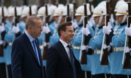 Swêd ji bo qayîlkirina Enqereyê Makeqanûna xwe li dijî Kurdan diguherîne!