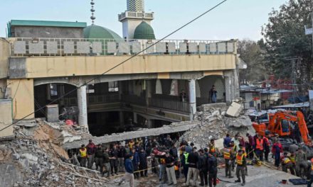 Li Mizgeftek a Pakistanê teqînek pêk hat: Herî kêm 44 kesan jiyana xwe ji dest dan