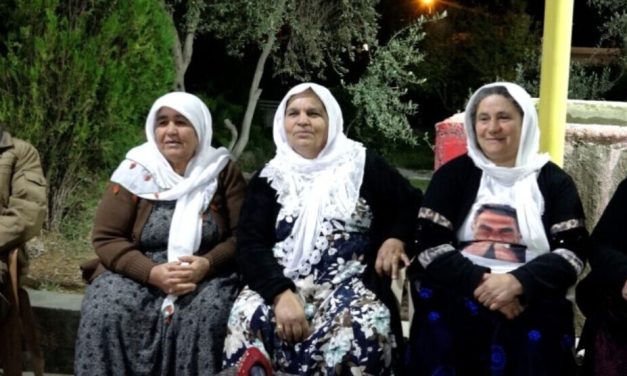 Nobeta Azadiyê ya li Mexmûrê dewam dike