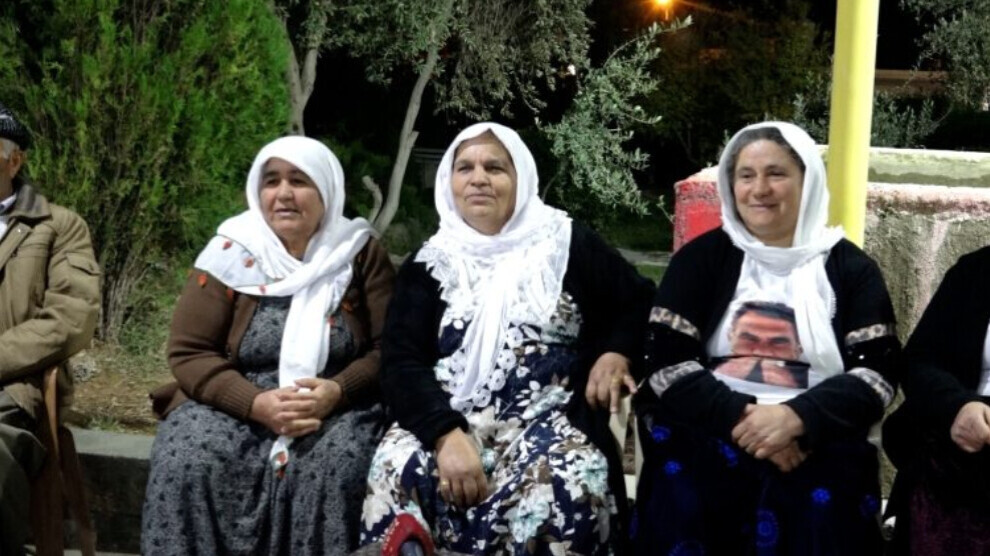 Nobeta Azadiyê ya li Mexmûrê dewam dike
