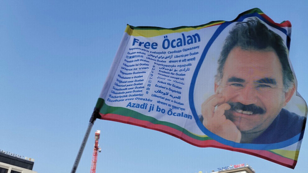 Bi diruşma ‘Ji Abdullah Ocalanl re azadî, ji Kurdistanê re edalet, meşa 25 rojî pêk tê, KCDK-E banga tevlîbûnê kir