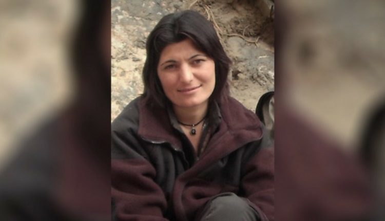Zeynep Celaliyan:  Girtiya siyasî Zeyneb Celaliyan ev 17 salin girtiye, li girtîgeha Yezdê bi boneya 8’ê adarê nameyek şand, roja jinan pîroz
