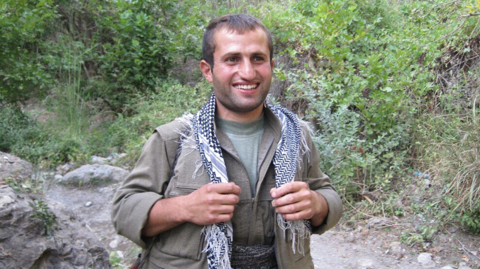 Cenazeyê şehîd Basrî Cîn li Silopiya hate veşartin.